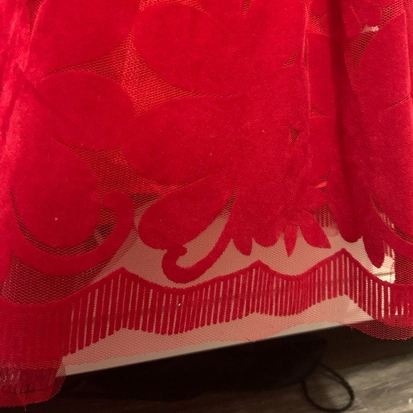 Red graduation / prom dress! - Picture 2 of 6